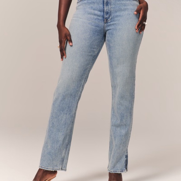 Abercrombie Curve Love Ultra High Rise 90s Straight Jean - Picture 3 of 4